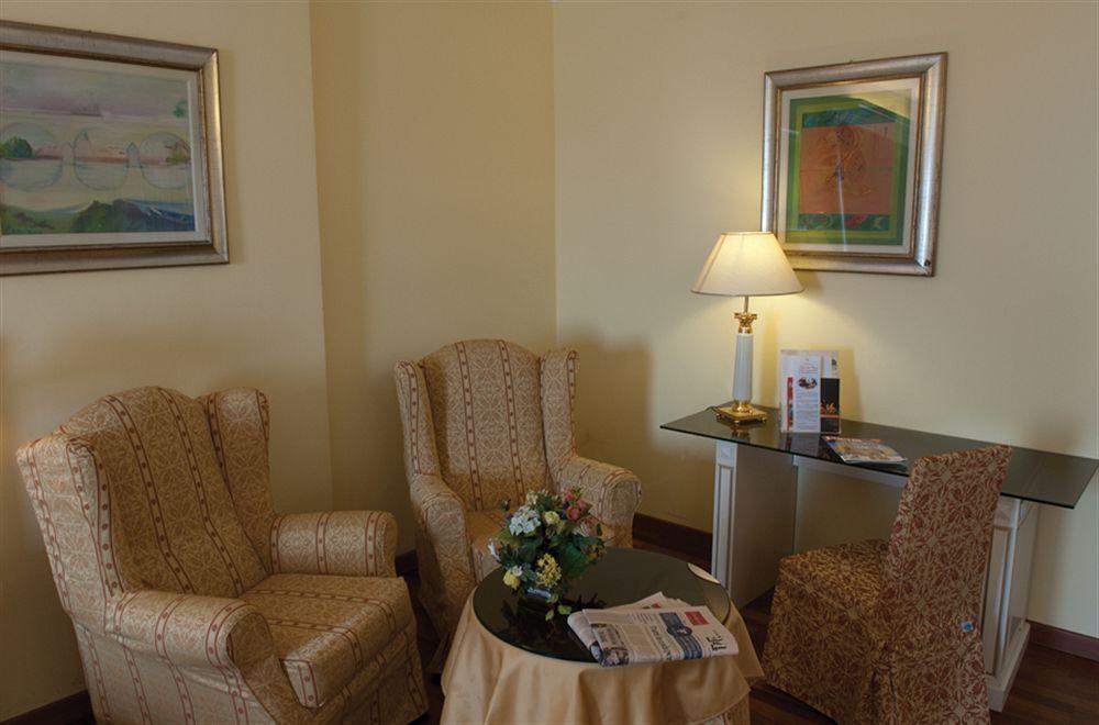 Hotel La Bussola Novara Zewnętrze zdjęcie