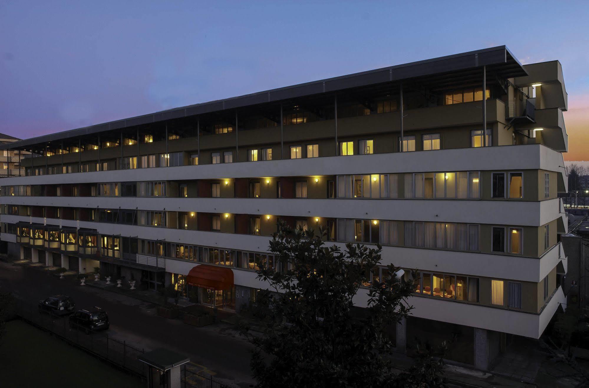 Hotel La Bussola Novara Zewnętrze zdjęcie